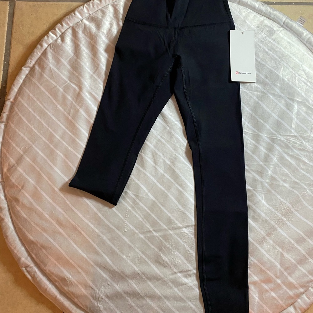 Lulu Lemon leggings.